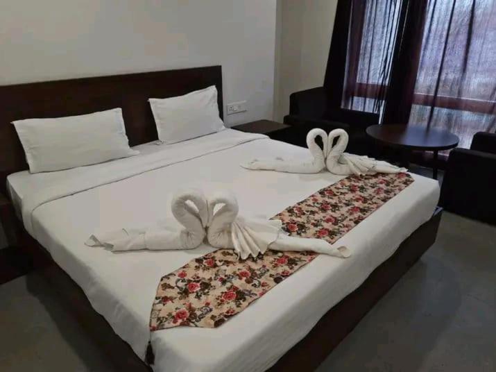 Hotel East International Tinsukia Kültér fotó